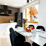 Apartamento Wonder - Górskie Z Kominkami, Bezpłatnym Parkingiem I Placem Zabaw Na Terenie Kompleksu