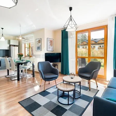 Wonder - Gorskie Z Kominkami, Bezplatnym Parkingiem I Placem Zabaw Na Terenie Kompleksu Karpacz