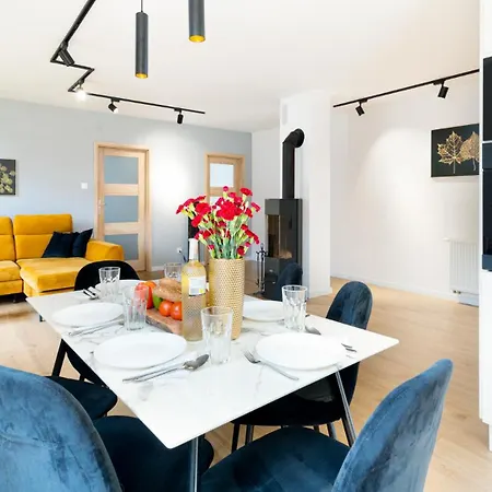 Wonder - Gorskie Z Kominkami, Bezplatnym Parkingiem I Placem Zabaw Na Terenie Kompleksu Lägenhet