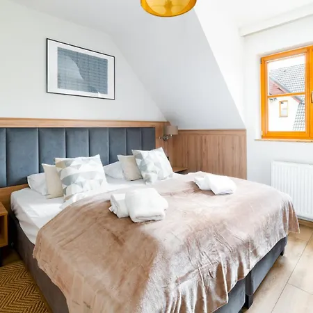 Lägenhet Wonder - Gorskie Z Kominkami, Bezplatnym Parkingiem I Placem Zabaw Na Terenie Kompleksu Karpacz