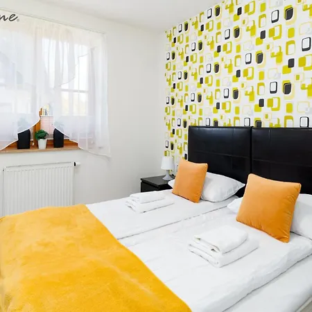 Lägenhet Wonder - Gorskie Z Kominkami, Bezplatnym Parkingiem I Placem Zabaw Na Terenie Kompleksu Karpacz