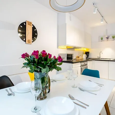 Wonder - Gorskie Z Kominkami, Bezplatnym Parkingiem I Placem Zabaw Na Terenie Kompleksu Daire *