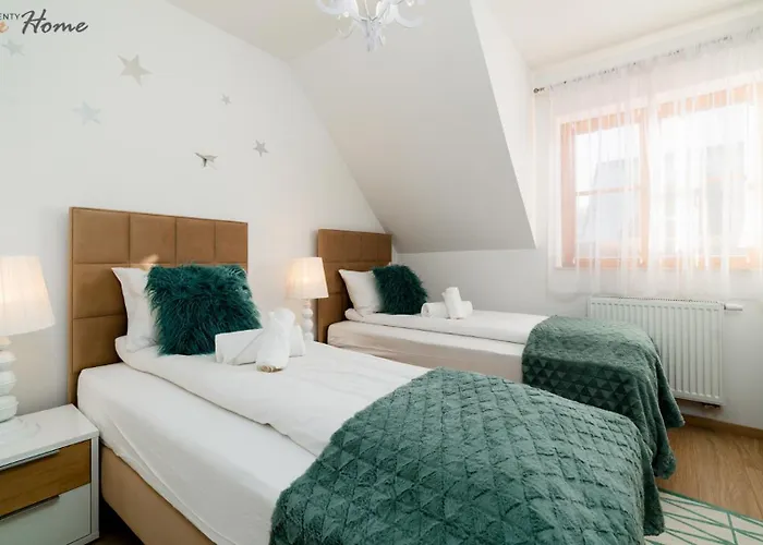 Wonder - Górskie Z Kominkami, Bezpłatnym Parkingiem I Placem Zabaw Na Terenie Kompleksu Karpacz